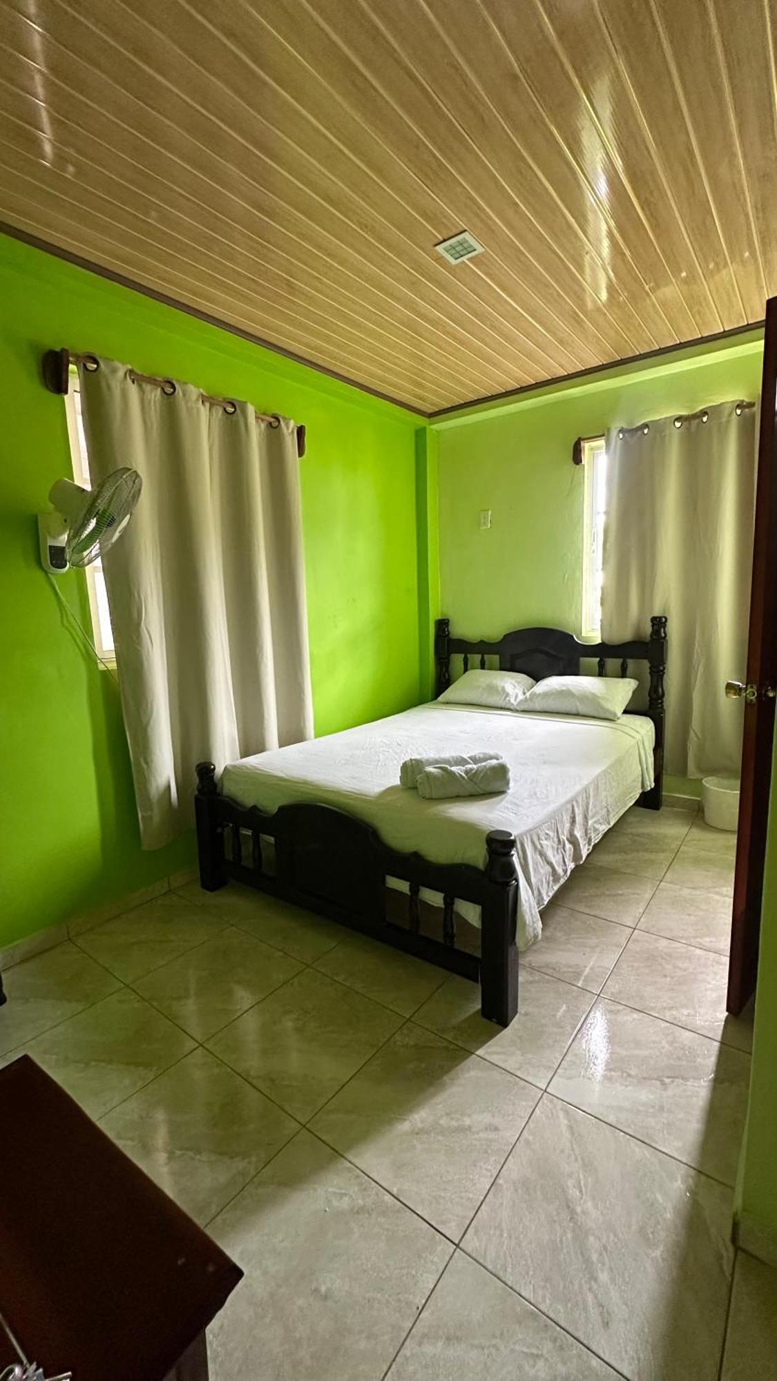 Hotel Caribbean View Bastimentos Eksteriør bilde